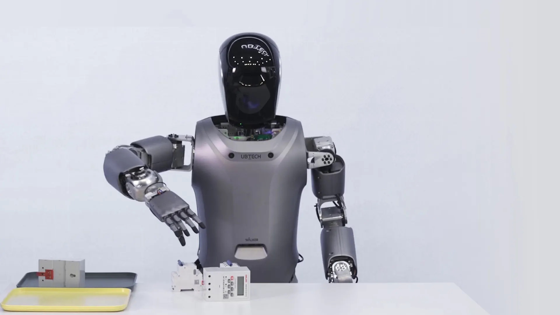 Robots humanoides China - Robots de GAC y XPeng