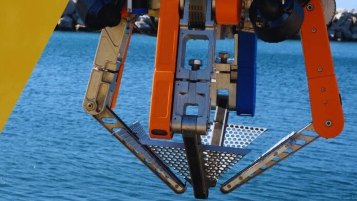 El robot submarino que usa la IA para extraer basura del mar